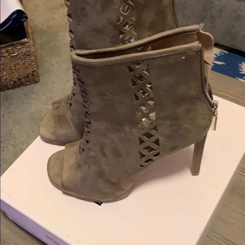 BCBGeneration Booties size 8